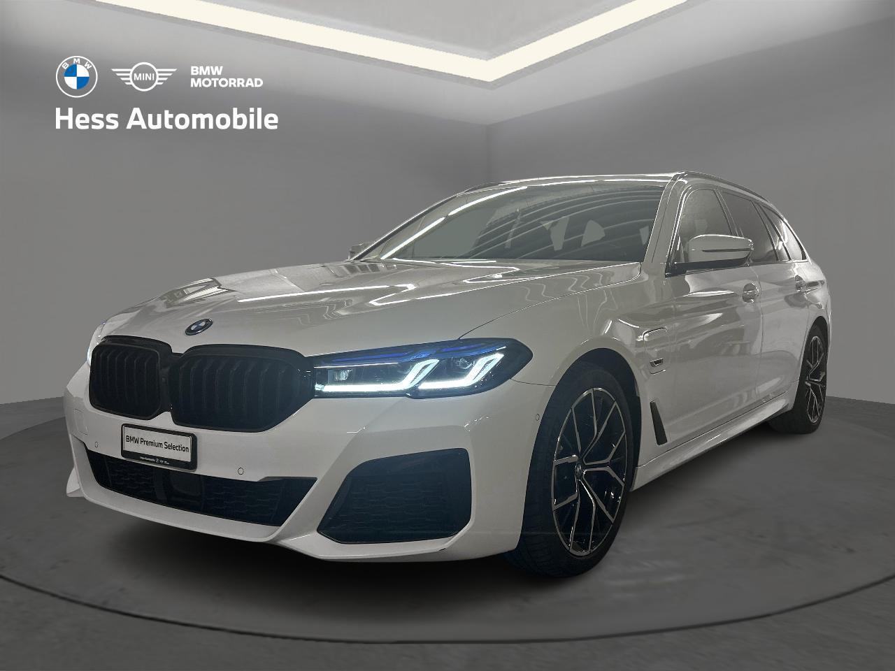 BMW 530e Touring xDrive M Sport-image-0