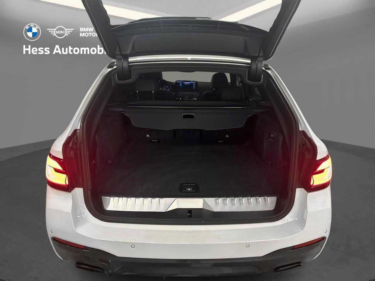 BMW 530e Touring xDrive M Sport-image-10