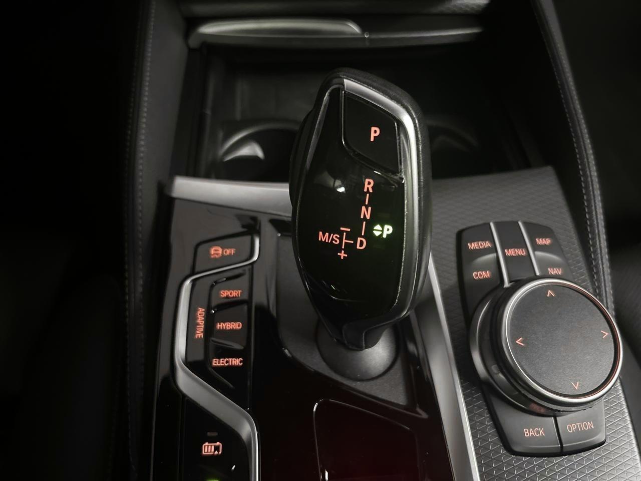 BMW 530e Touring xDrive M Sport-image-24