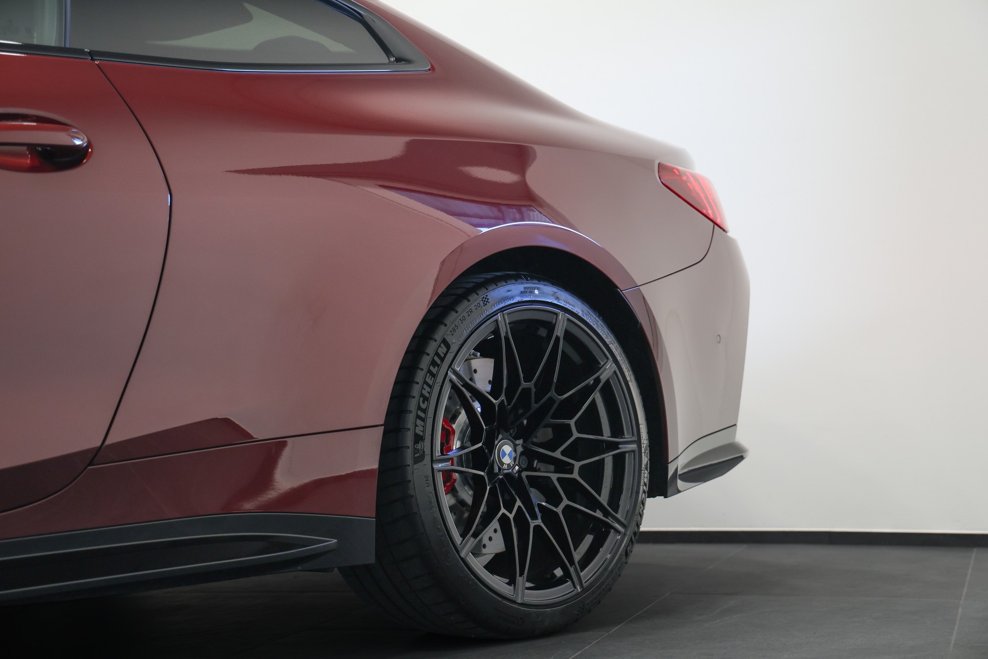 BMW M4 Coupé Competition LCI *Aventurin Rot Lackierung*BMW Werksgarantie bis 03.2029*-image-10