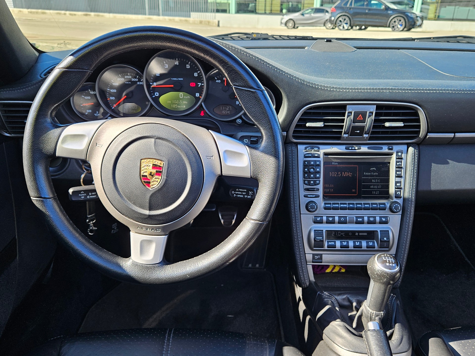 PORSCHE 3.6 Carrera Cabrio-image-8