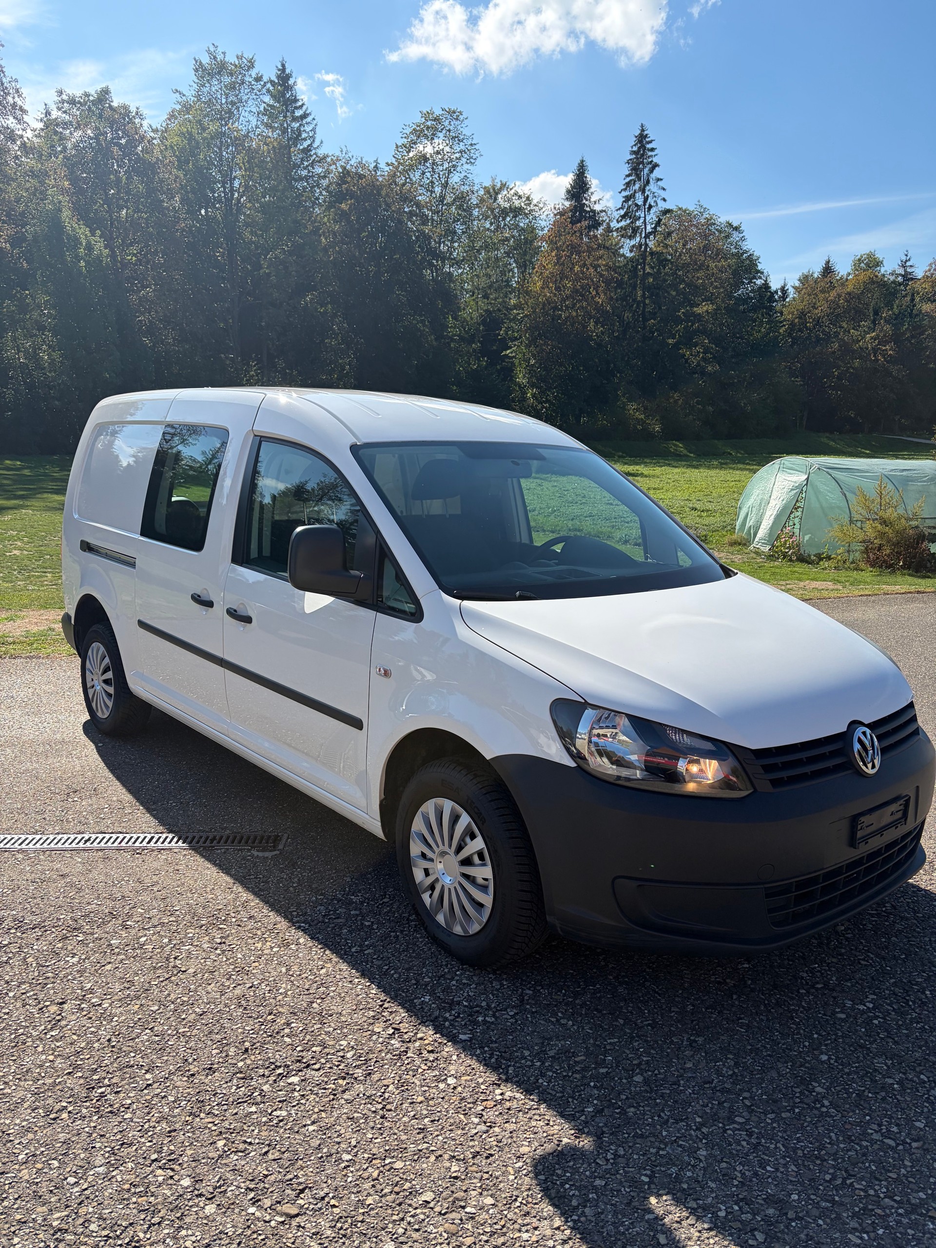 VW CADDY-image-2