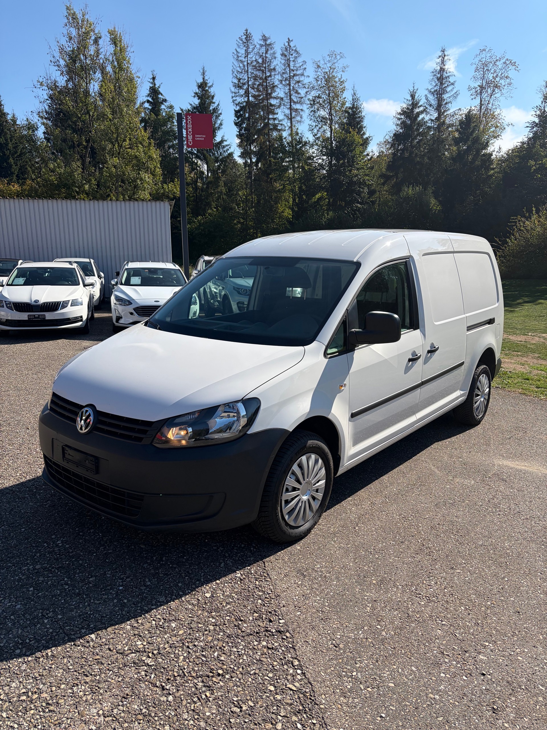 VW CADDY-image-1
