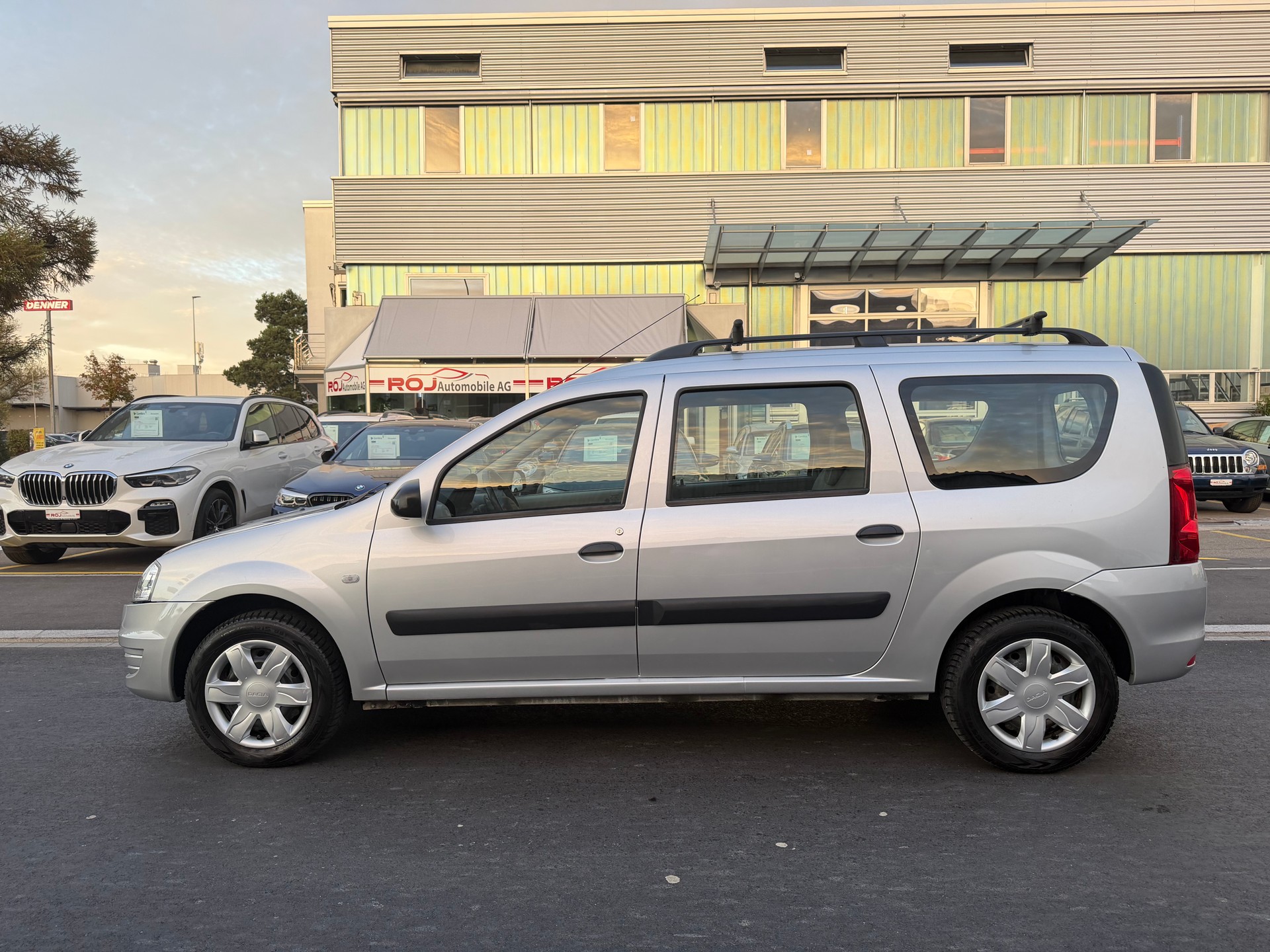 DACIA Logan 1.6 Ambiance-image-0