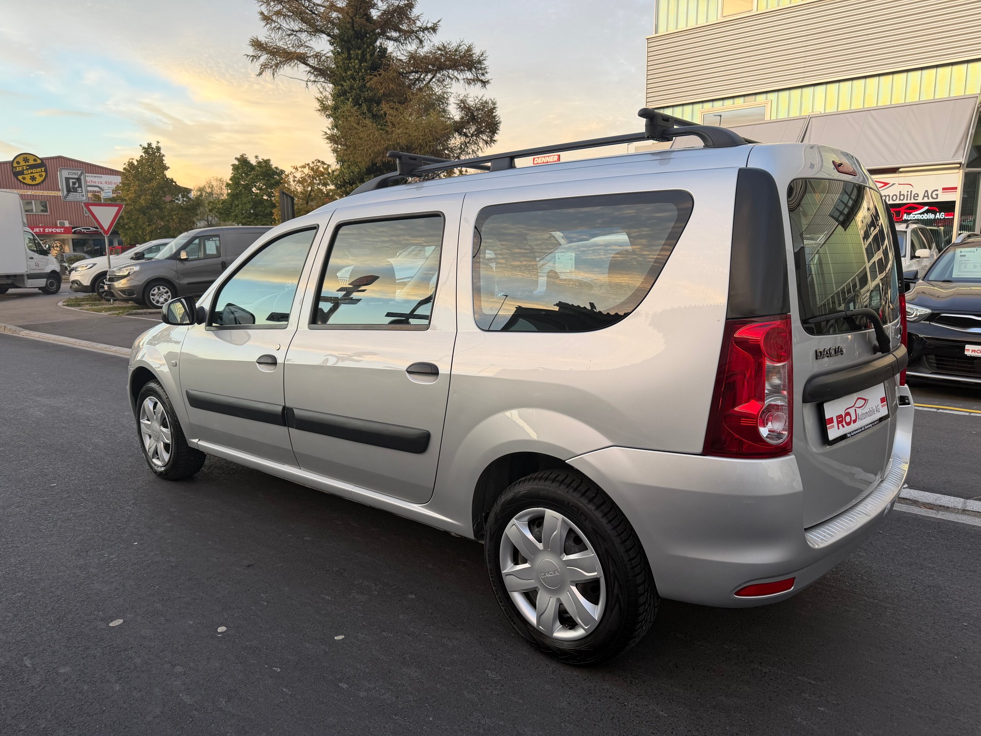 DACIA Logan 1.6 Ambiance-image-6