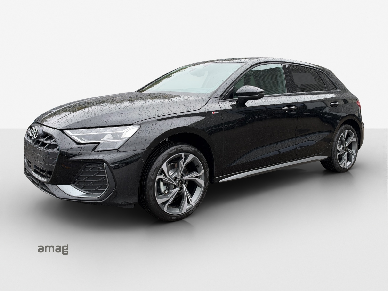AUDI A3 Sportback TFSI 110 kW S line Attraction S tronic-image-0
