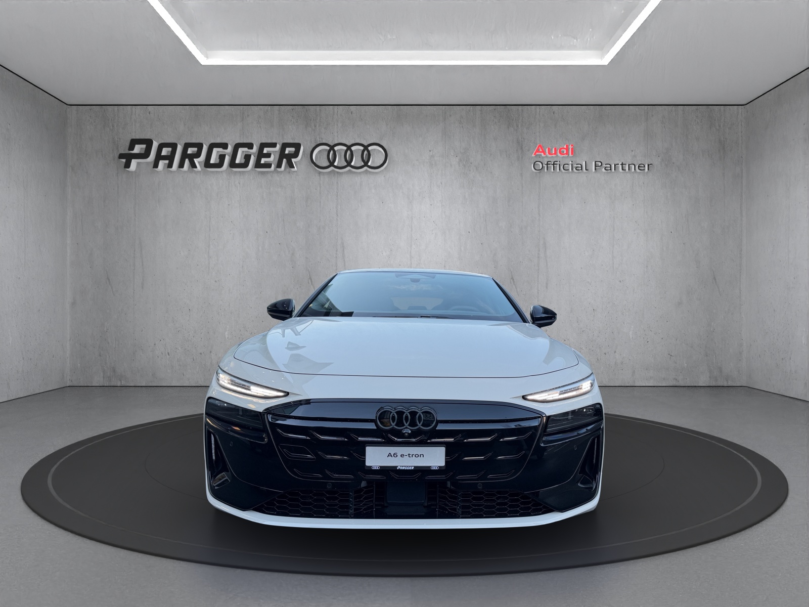 AUDI A6 Avant e-tron quattro-image-1