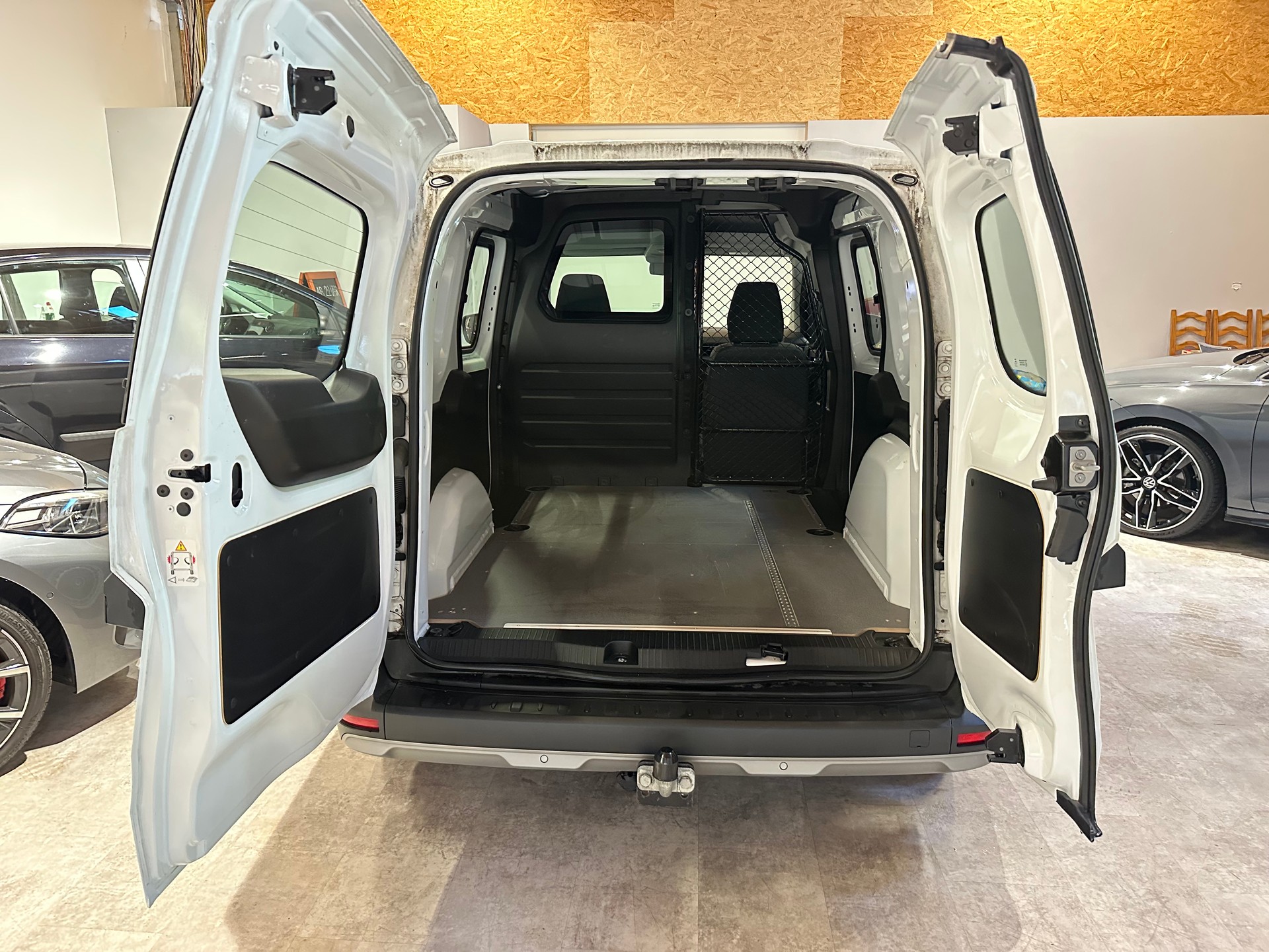 RENAULT Kangoo Van 1.5 dCi Standard 95 Extra/RFK/Tempomat/Side-Assist/DAB+ uvm.-image-5