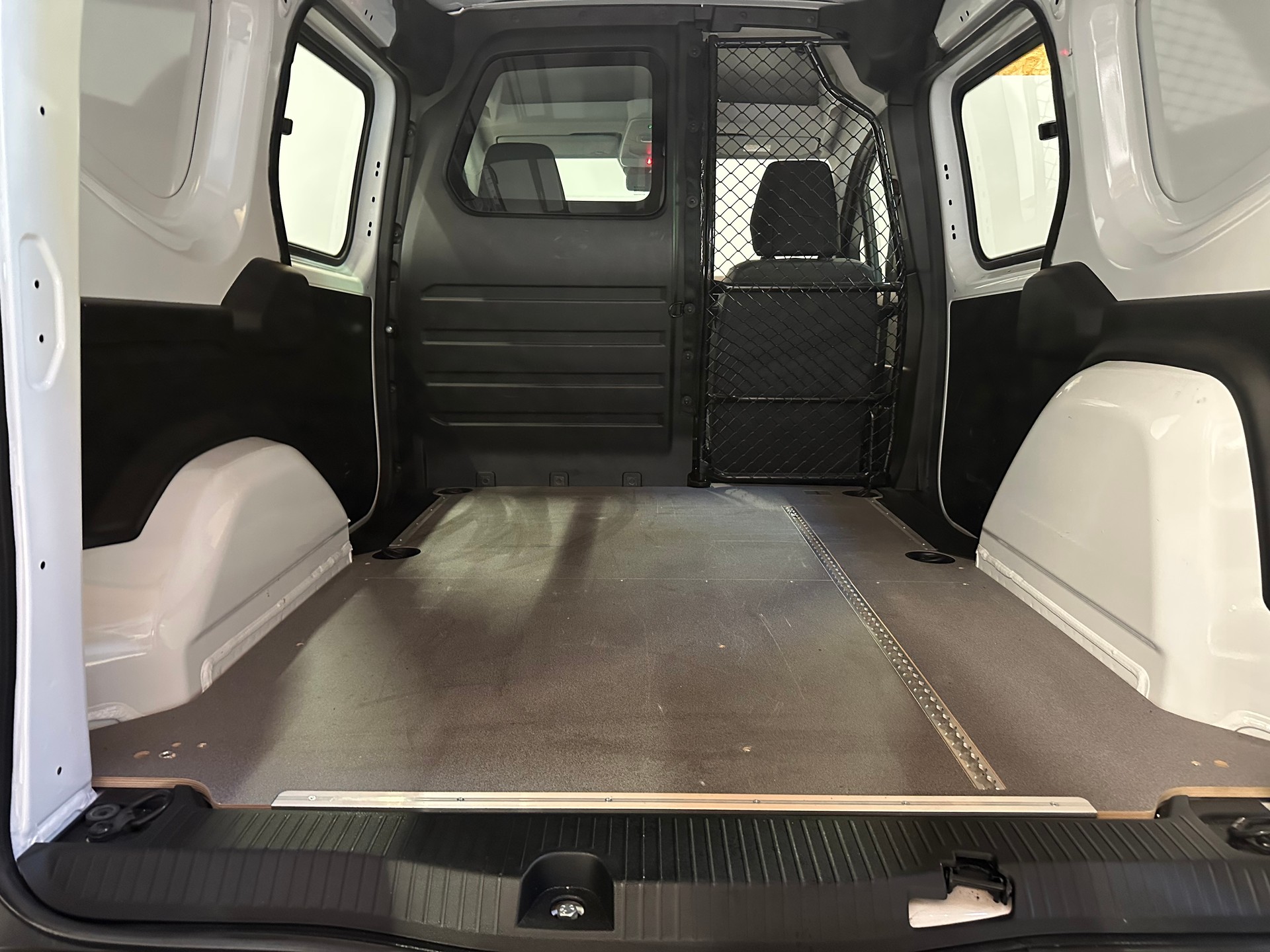 RENAULT Kangoo Van 1.5 dCi Standard 95 Extra/RFK/Tempomat/Side-Assist/DAB+ uvm.-image-6