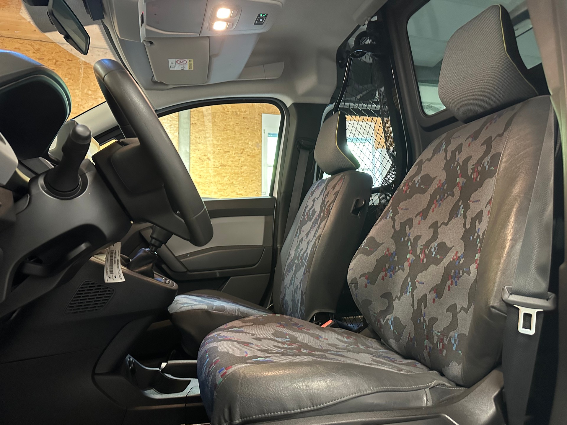 RENAULT Kangoo Van 1.5 dCi Standard 95 Extra/RFK/Tempomat/Side-Assist/DAB+ uvm.-image-10