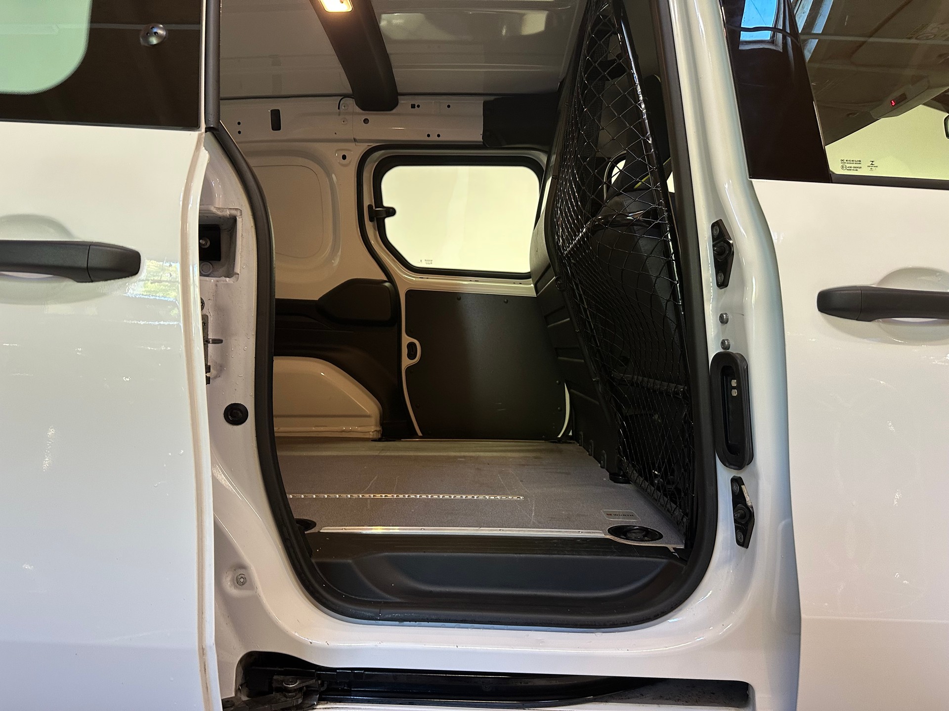 RENAULT Kangoo Van 1.5 dCi Standard 95 Extra/RFK/Tempomat/Side-Assist/DAB+ uvm.-image-17