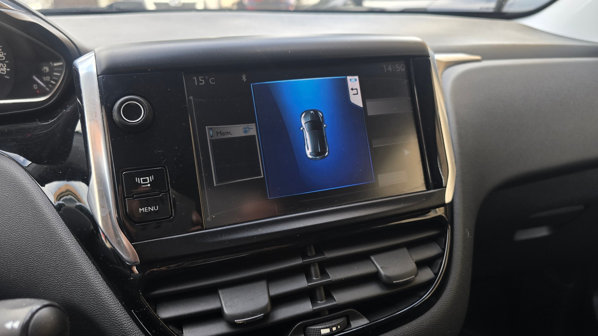PEUGEOT 208 1.6 VTI Allure-image-6