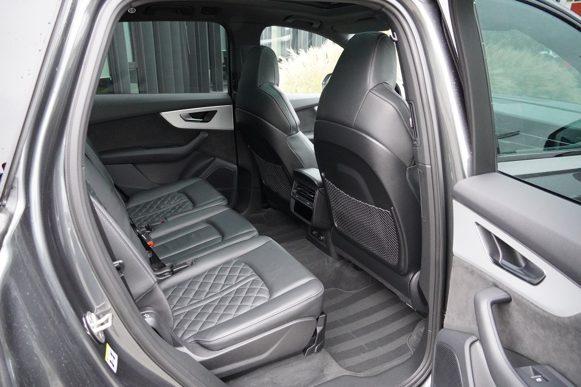 AUDI Q7 50 TDI quattro S Line tiptronic//7-Plätzer-image-5