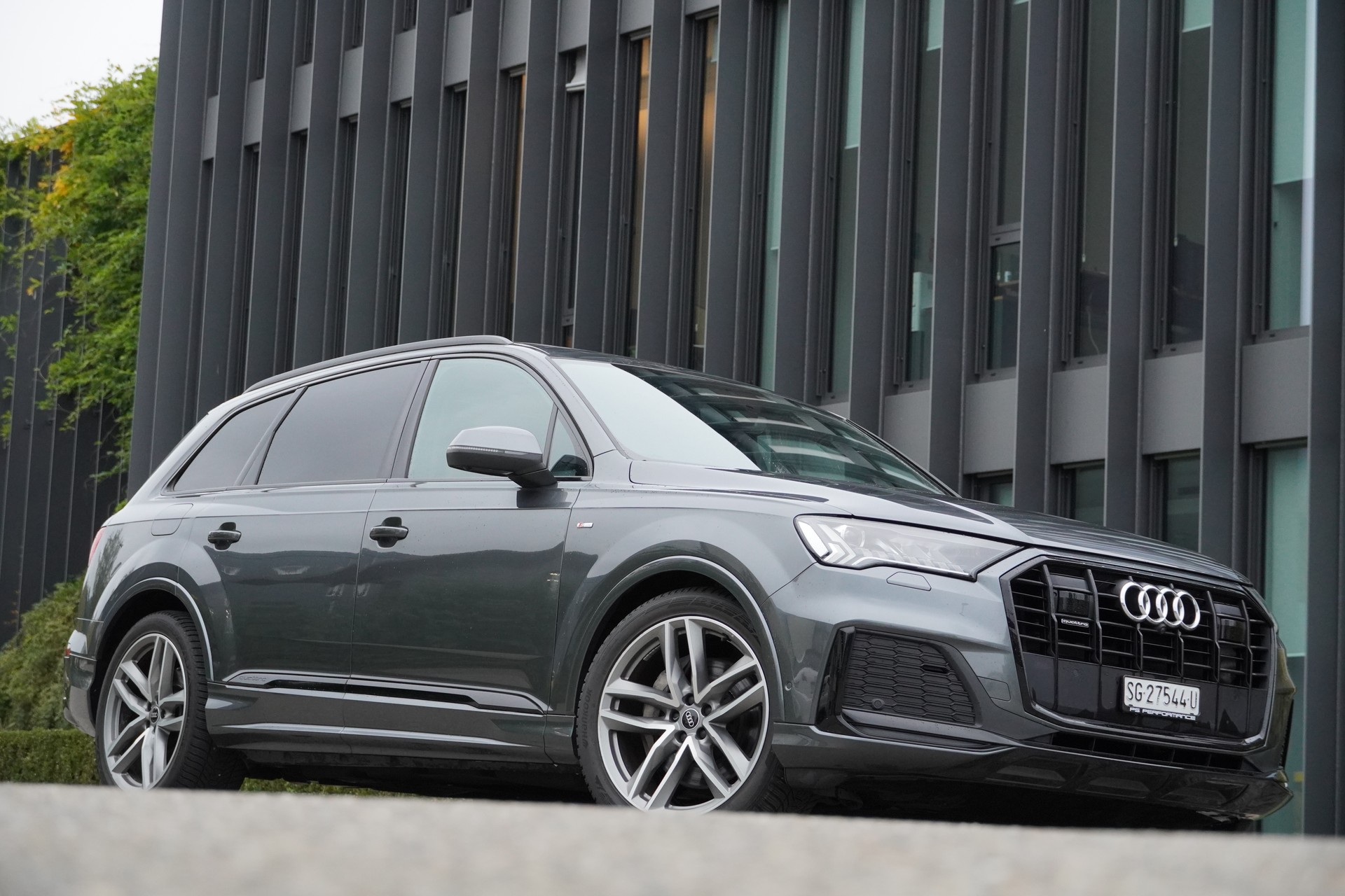 AUDI Q7 50 TDI quattro S Line tiptronic//7-Plätzer-image-15