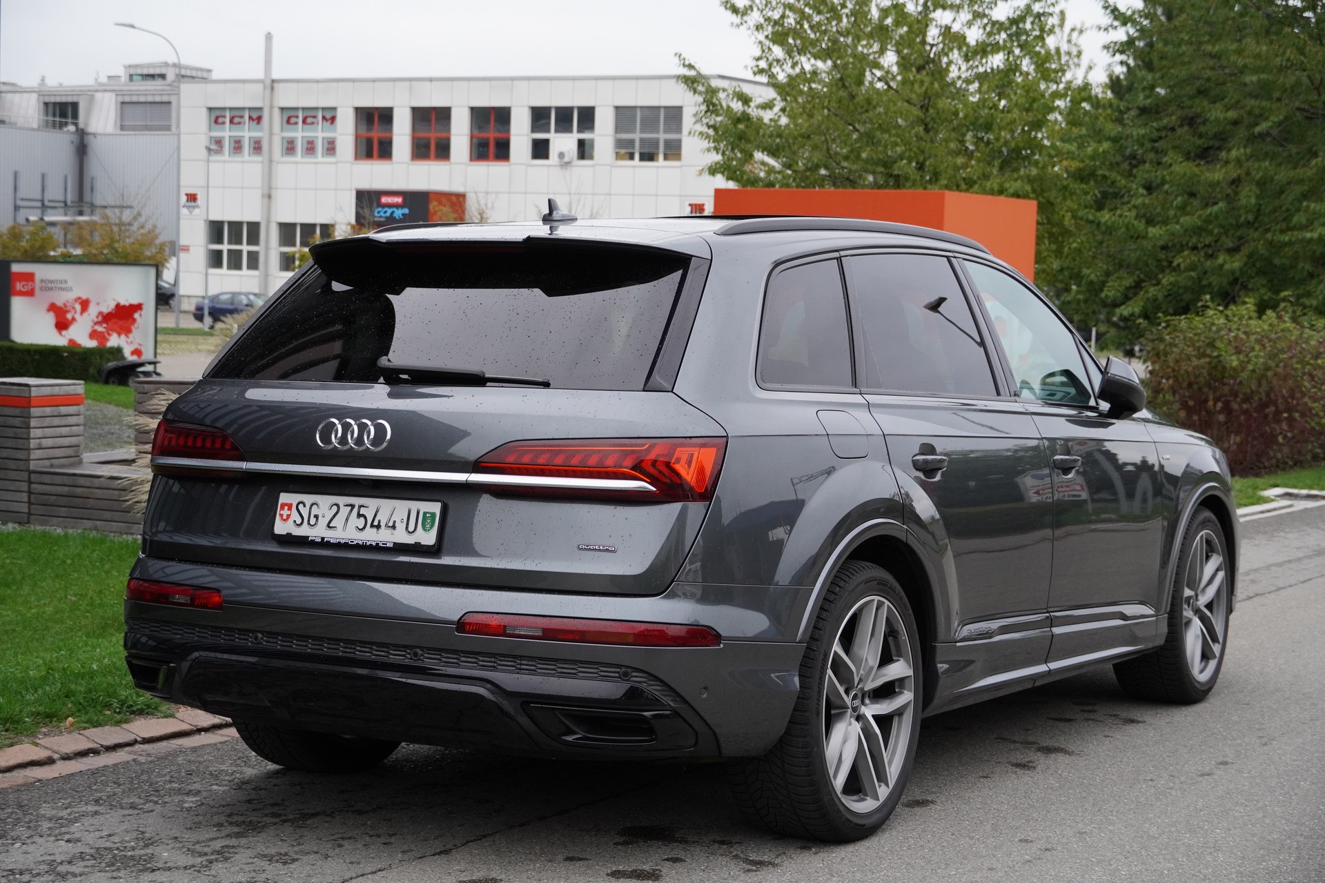 AUDI Q7 50 TDI quattro S Line tiptronic//7-Plätzer-image-14