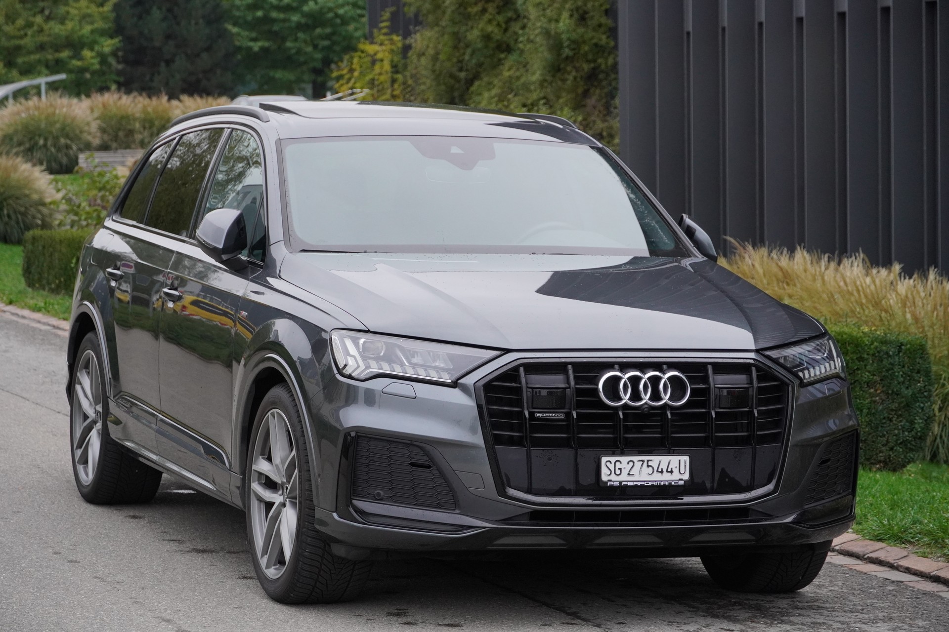 AUDI Q7 50 TDI quattro S Line tiptronic//7-Plätzer-image-2