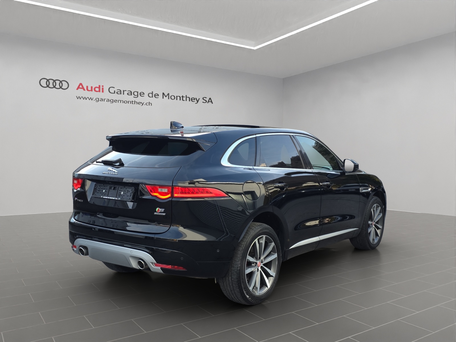 JAGUAR F-Pace 3.0 TD S AWD Automatik-image-3