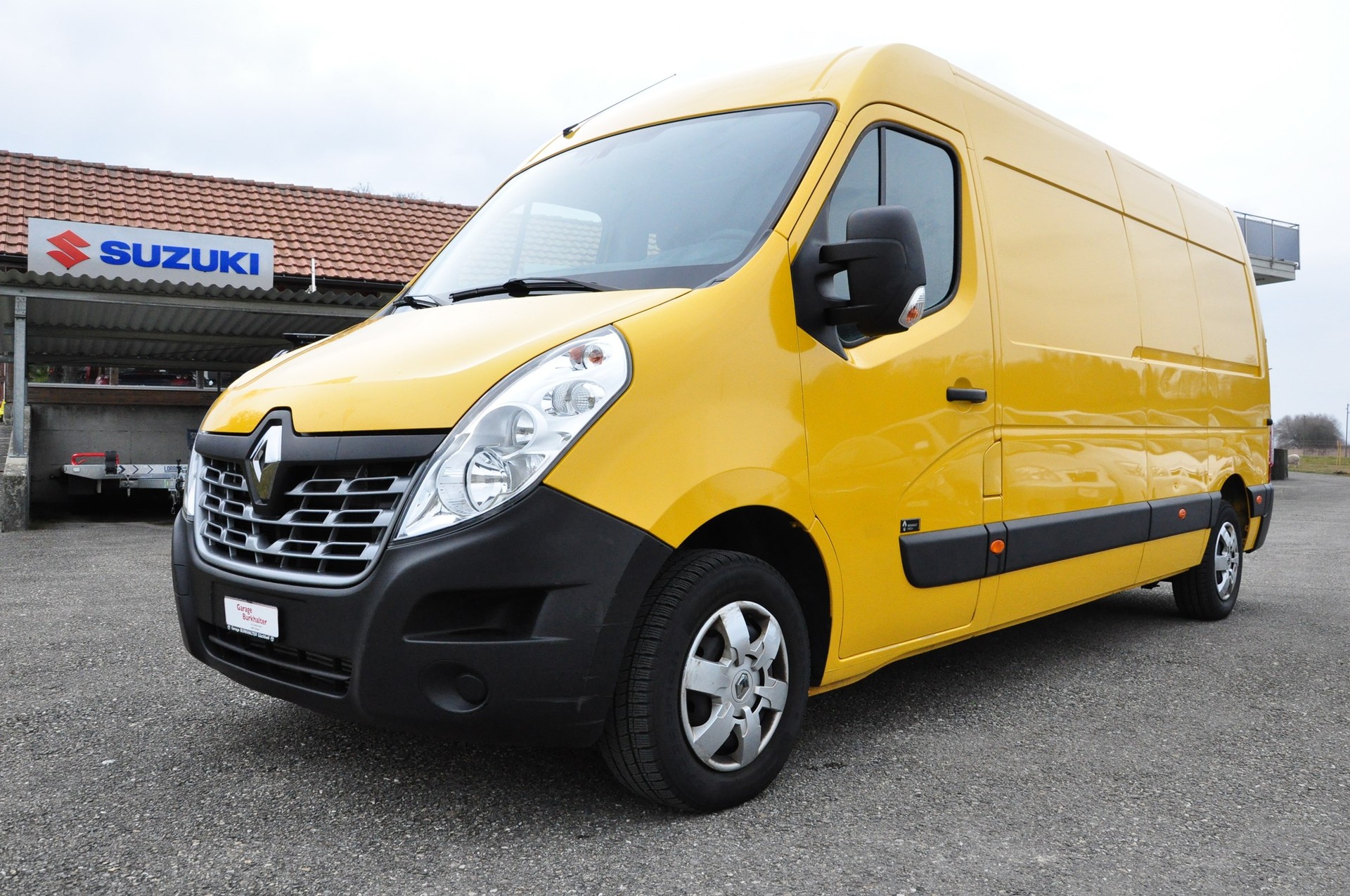 RENAULT Master T35 2.3dCi 130 L3H2-image-1