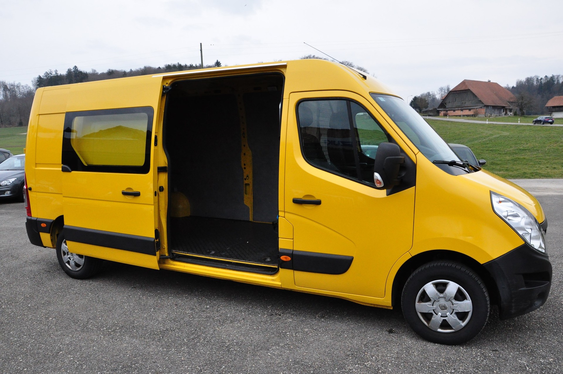 RENAULT Master T35 2.3dCi 130 L3H2-image-8