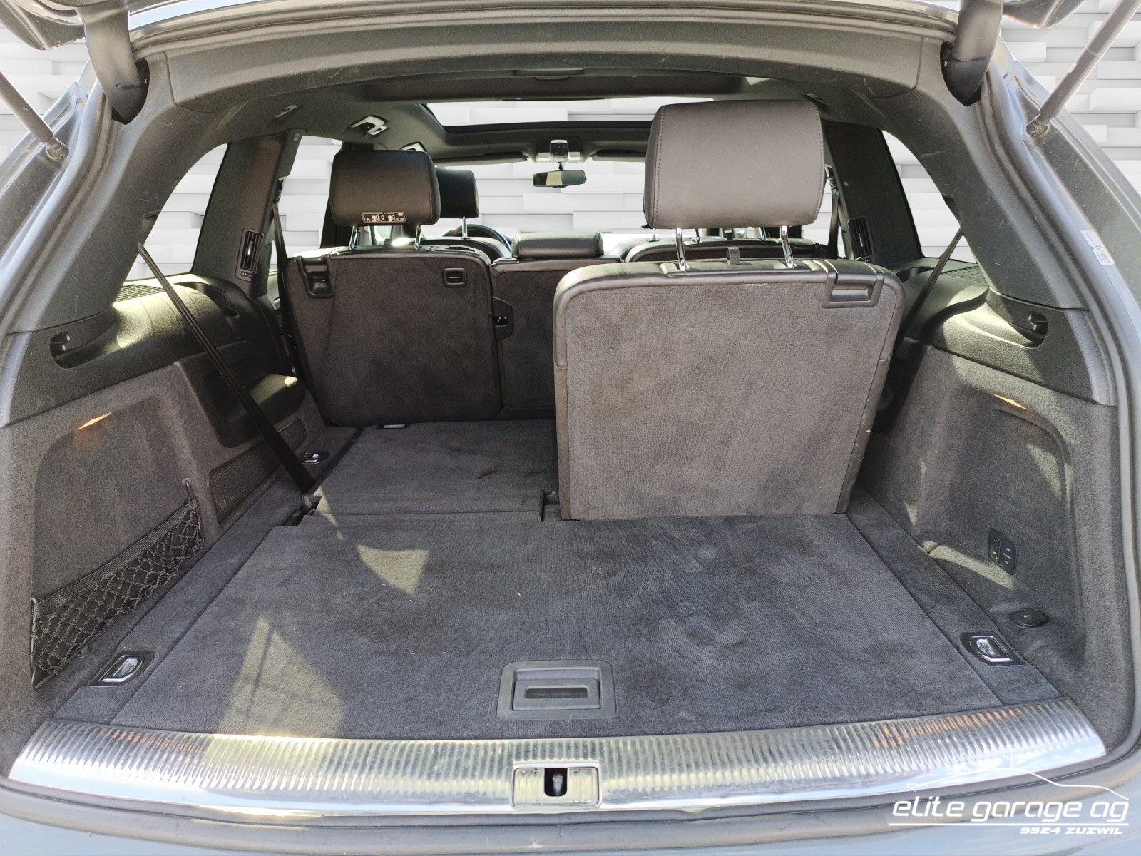 AUDI Q7 4.2 TDI quattro S-Line tiptronic-image-13