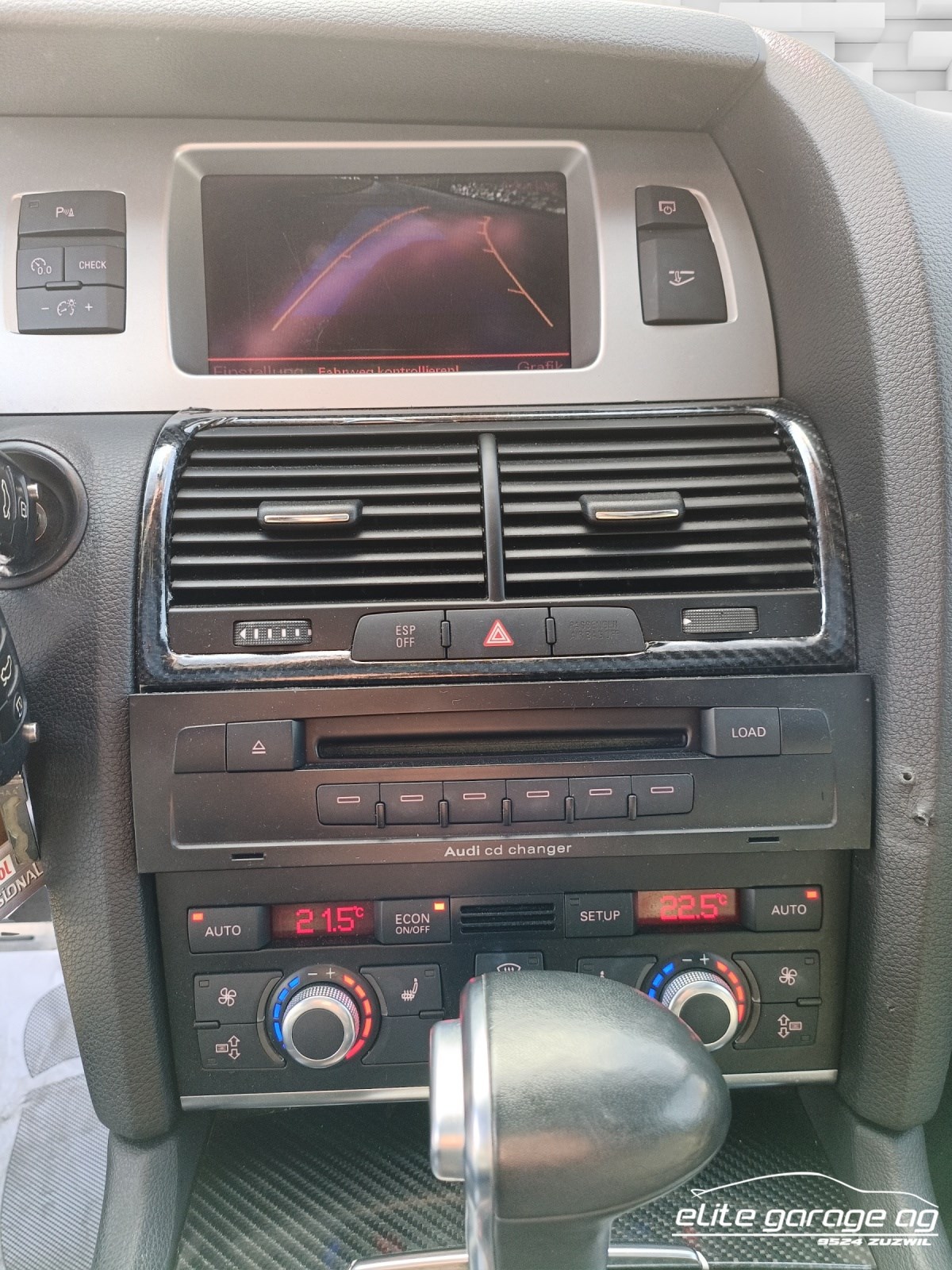 AUDI Q7 4.2 TDI quattro S-Line tiptronic-image-15
