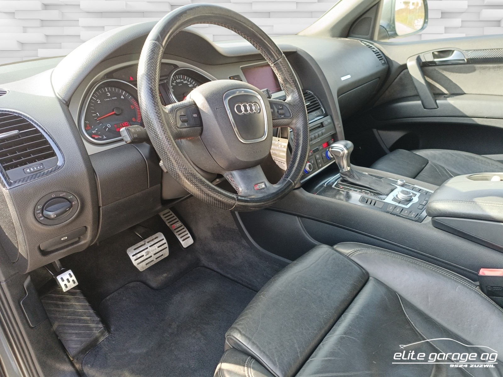 AUDI Q7 4.2 TDI quattro S-Line tiptronic-image-8