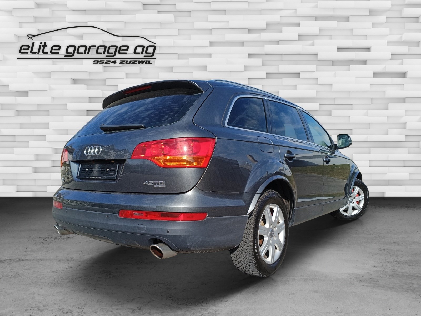 AUDI Q7 4.2 TDI quattro S-Line tiptronic-image-5