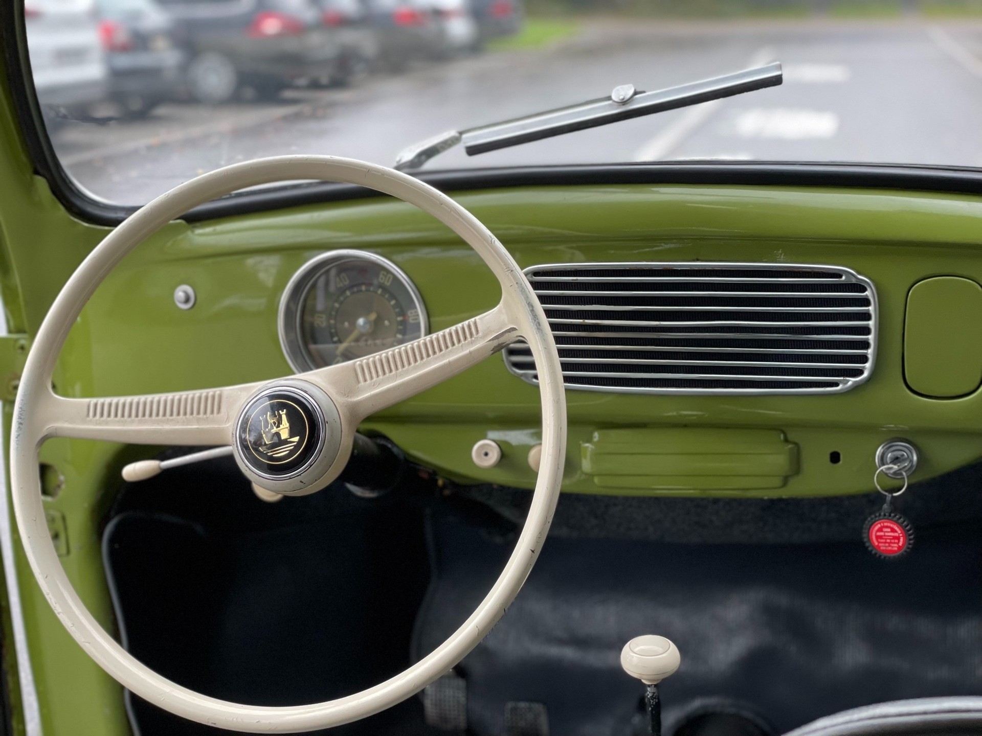 VW Käfer Brezel-image-9