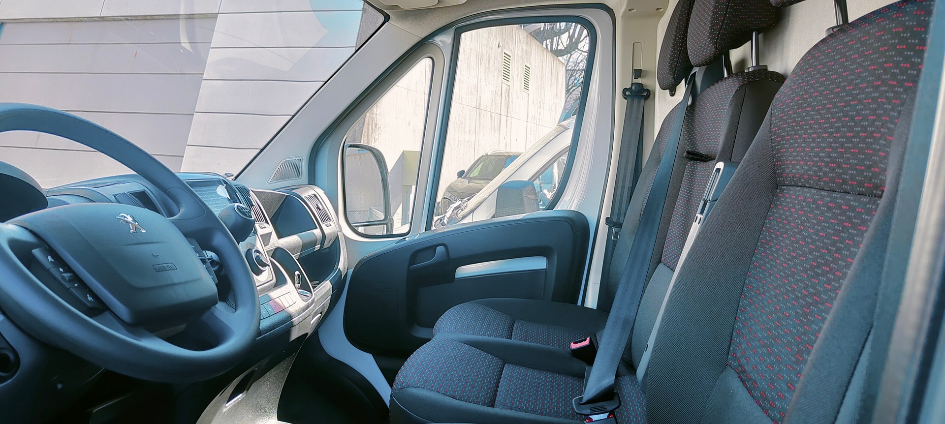 PEUGEOT Boxer 2.2 HDI 335 L3H2-showroom-element-3