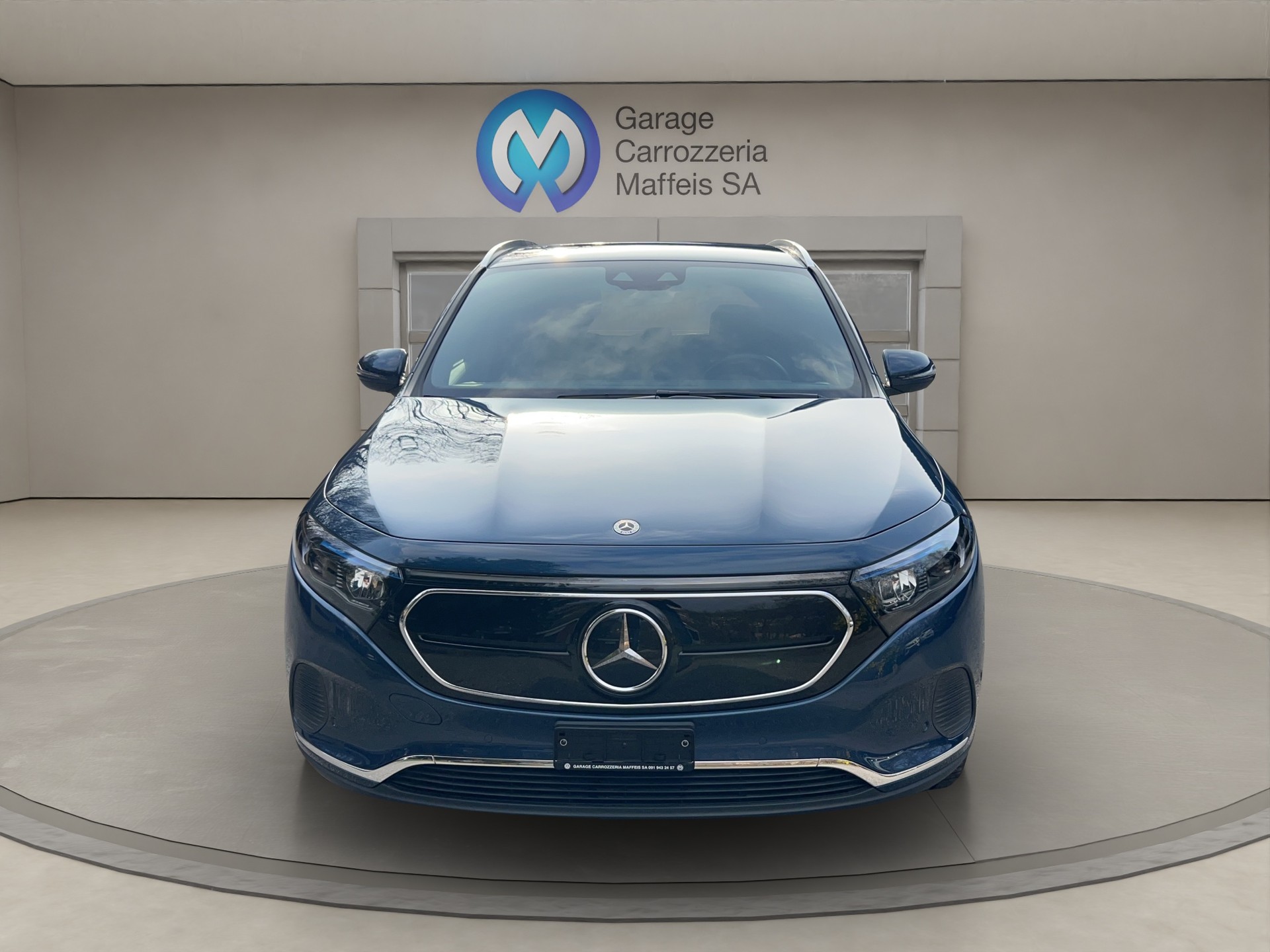 MERCEDES-BENZ EQA 250-image-1