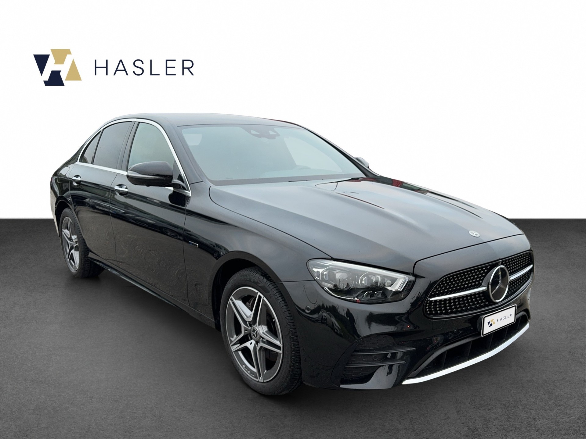 MERCEDES-BENZ E 300 e AMG Line 9G-Tronic-image-1