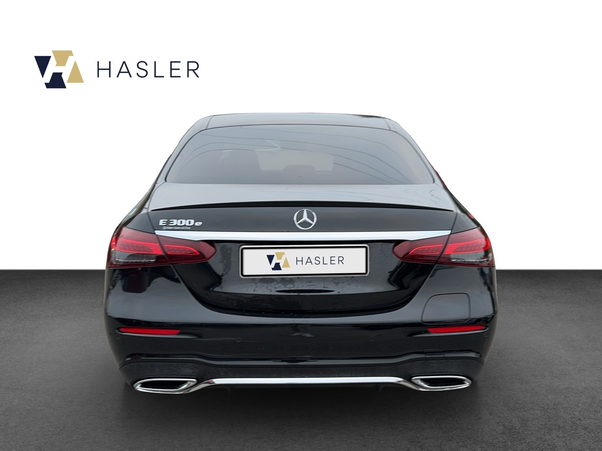 MERCEDES-BENZ E 300 e AMG Line 9G-Tronic-image-5