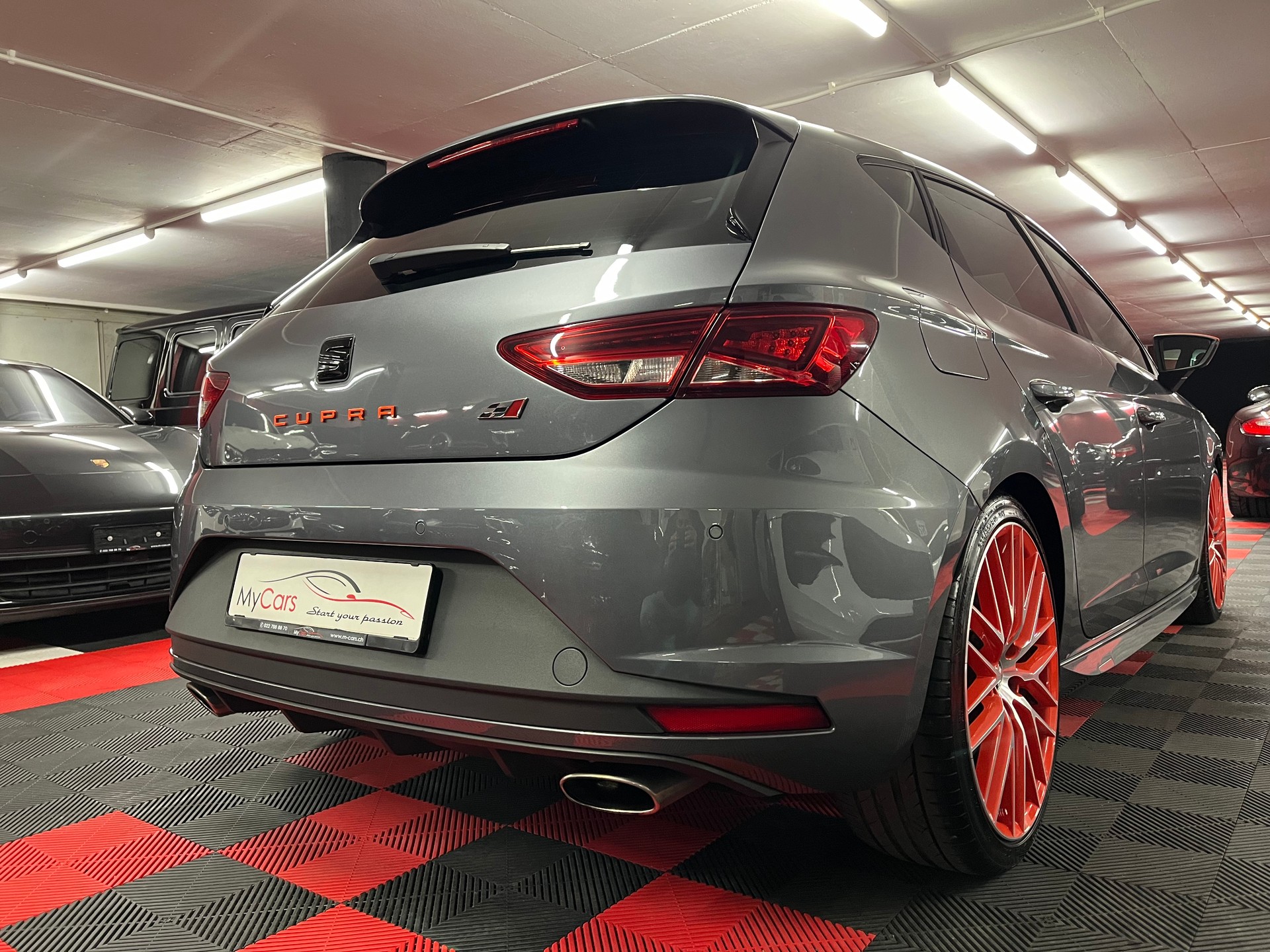 SEAT Leon 2.0 TSI Cupra 290 DSG-image-6