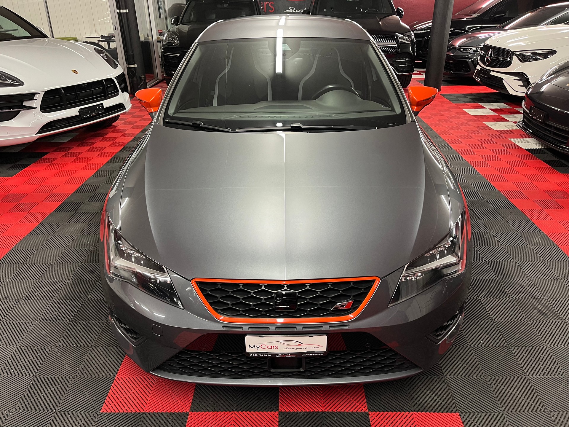SEAT Leon 2.0 TSI Cupra 290 DSG-image-2