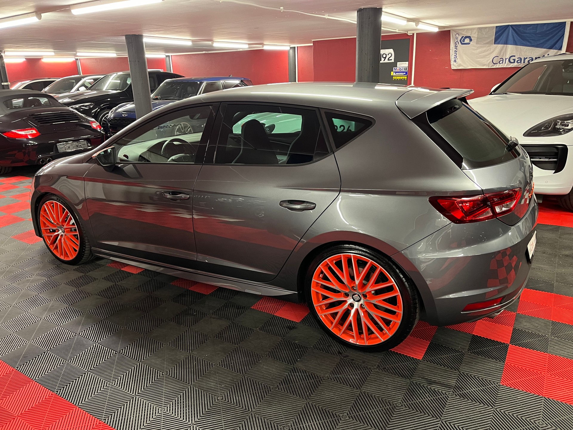 SEAT Leon 2.0 TSI Cupra 290 DSG-image-9
