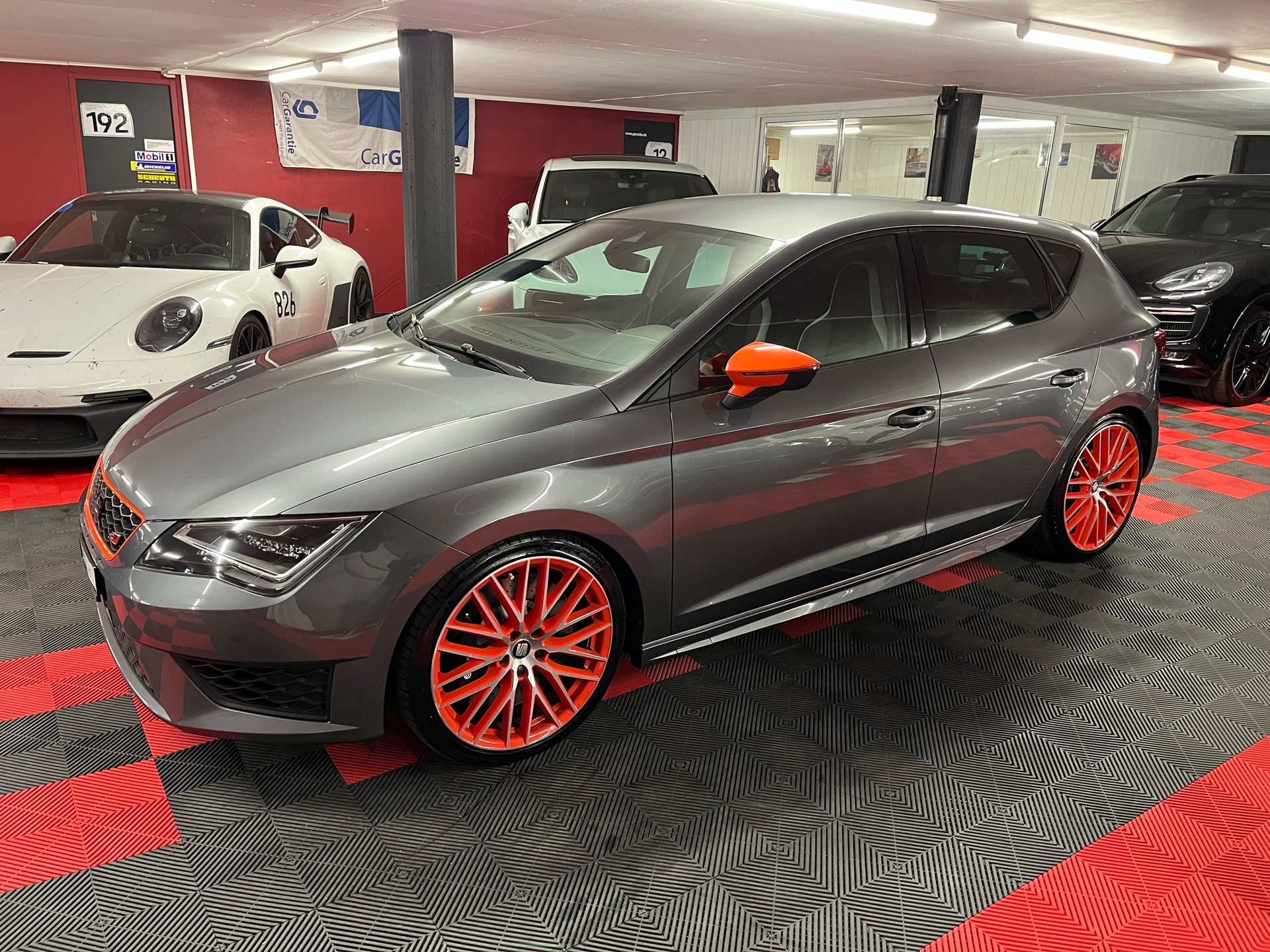 SEAT Leon 2.0 TSI Cupra 290 DSG-image-10