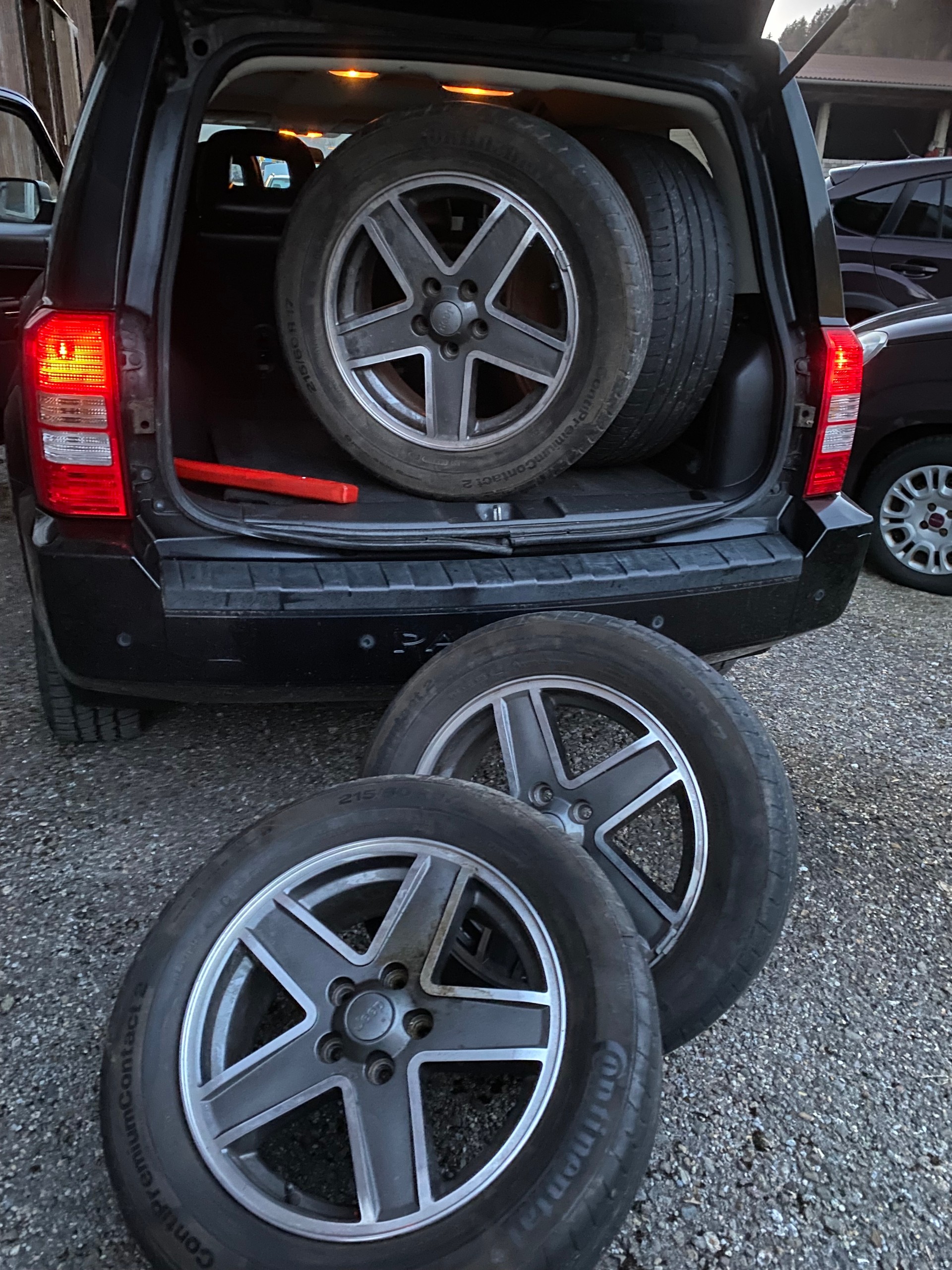 JEEP Patriot 2.4 Limited CVT-image-9