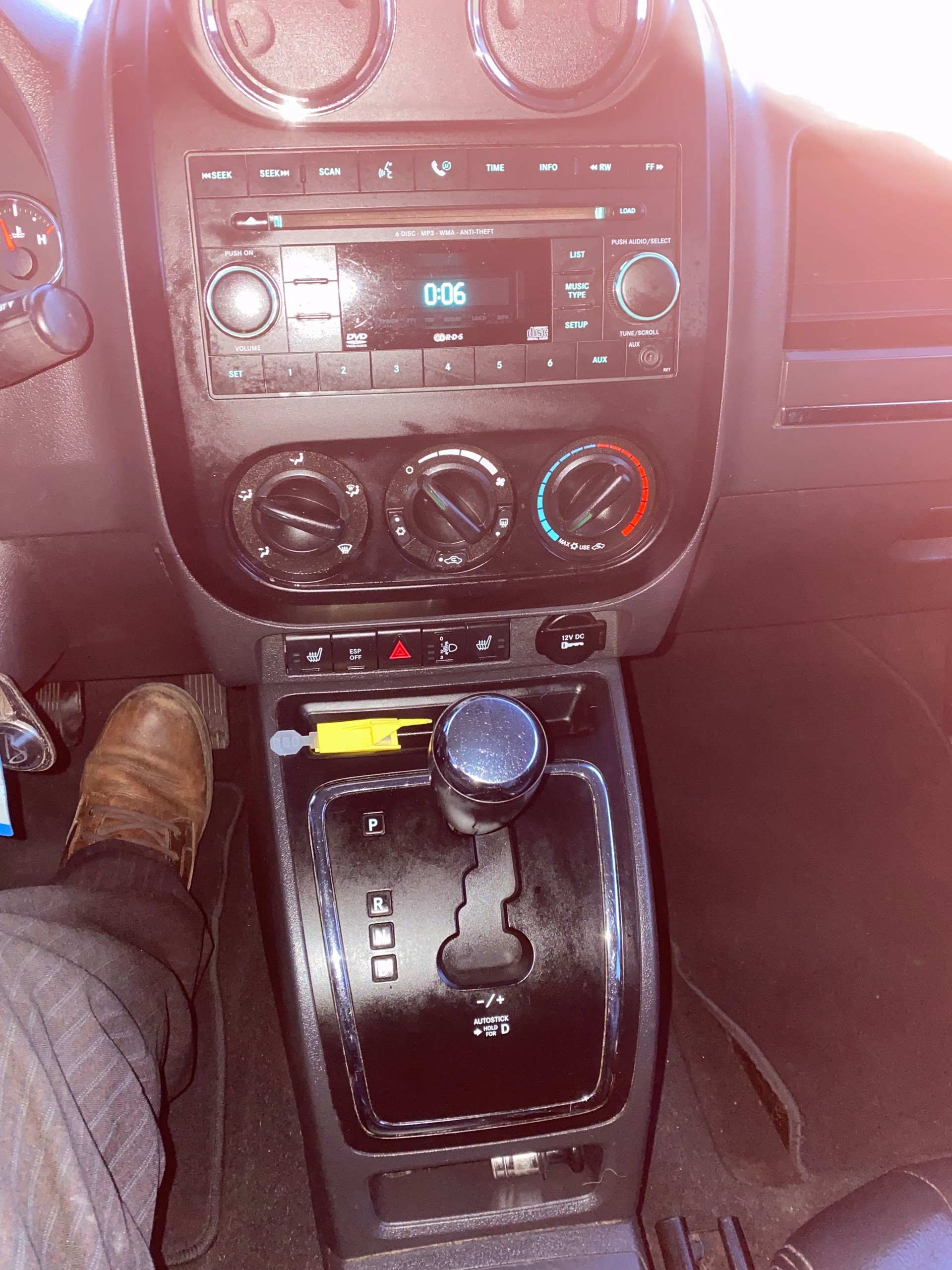 JEEP Patriot 2.4 Limited CVT-image-7