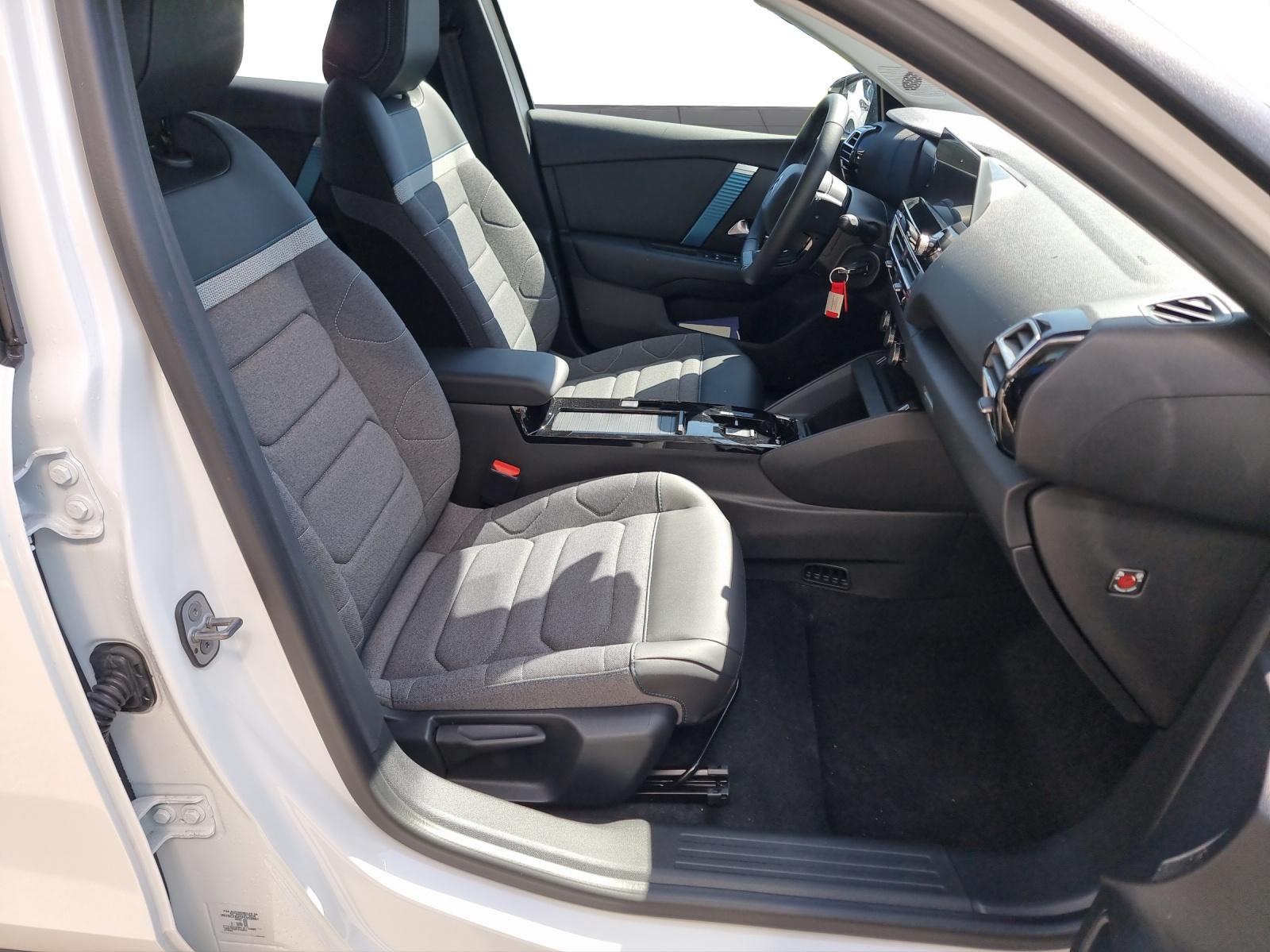 CITROEN e-C4 Swiss Edition-image-12