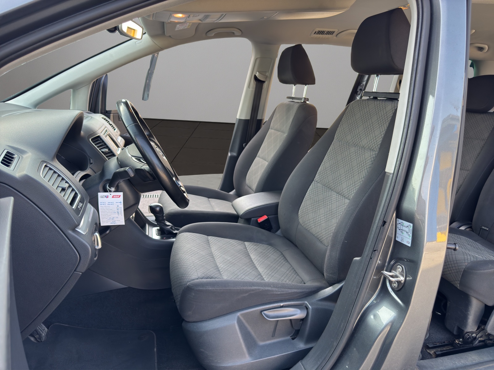 VW Sharan 2.0 TDI BMT Comfortline DSG-image-8