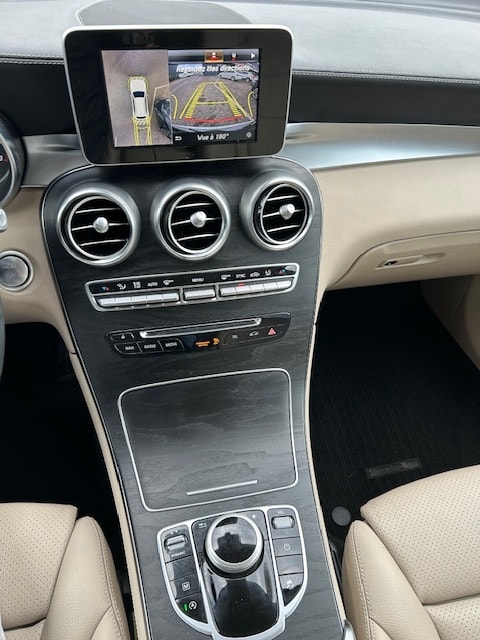 MERCEDES-BENZ GLC 250 Exclusive 4Matic 9G-Tronic-image-8