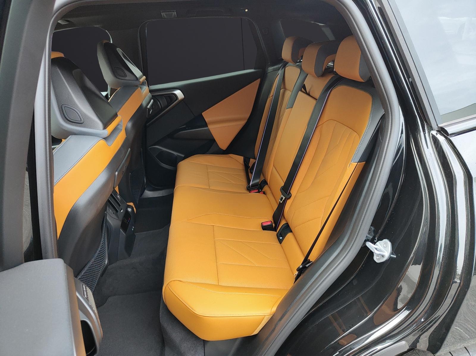BMW X3 40d xDrive-image-14