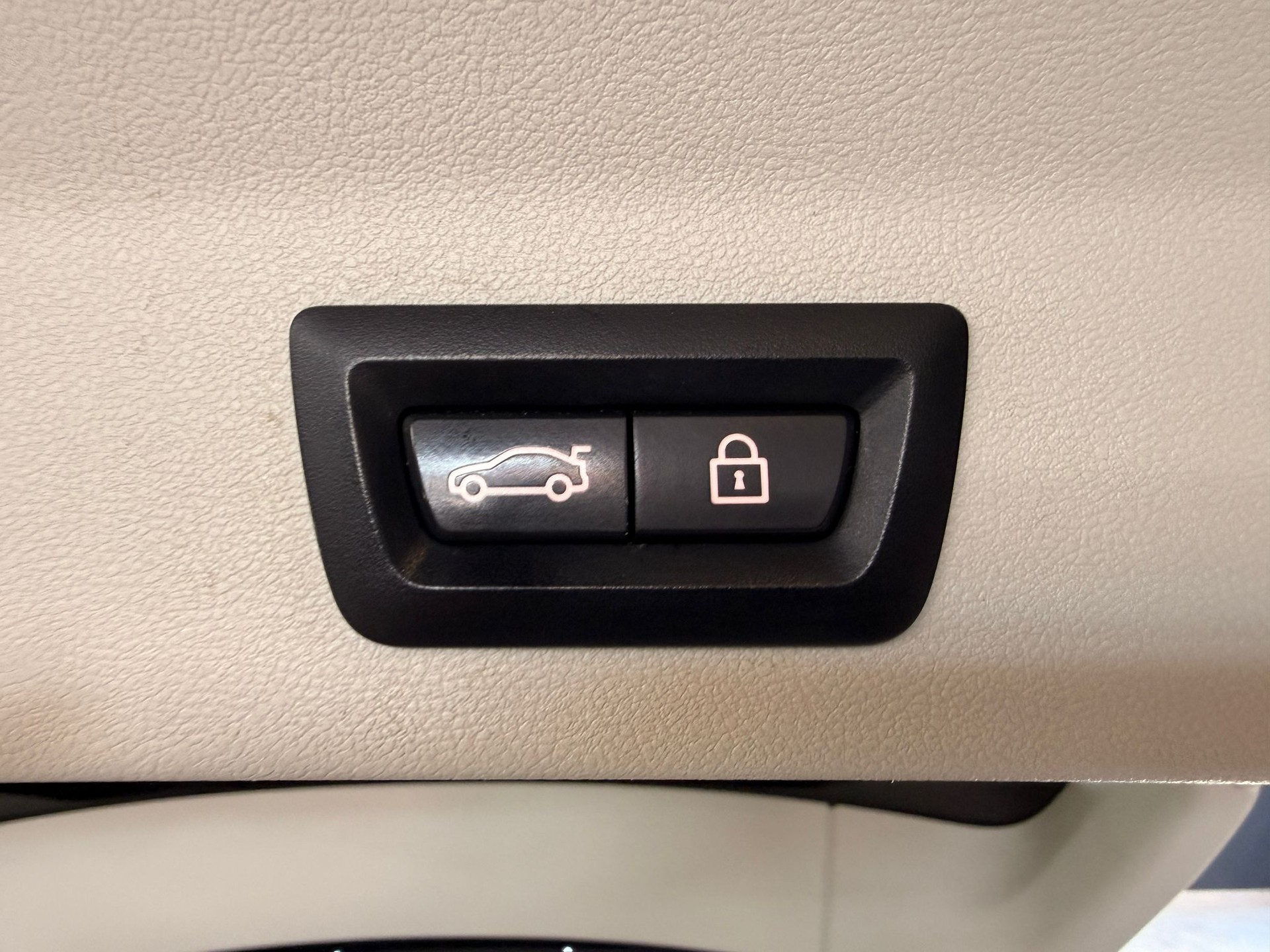 BMW X3 xDrive 30e xLine-image-18