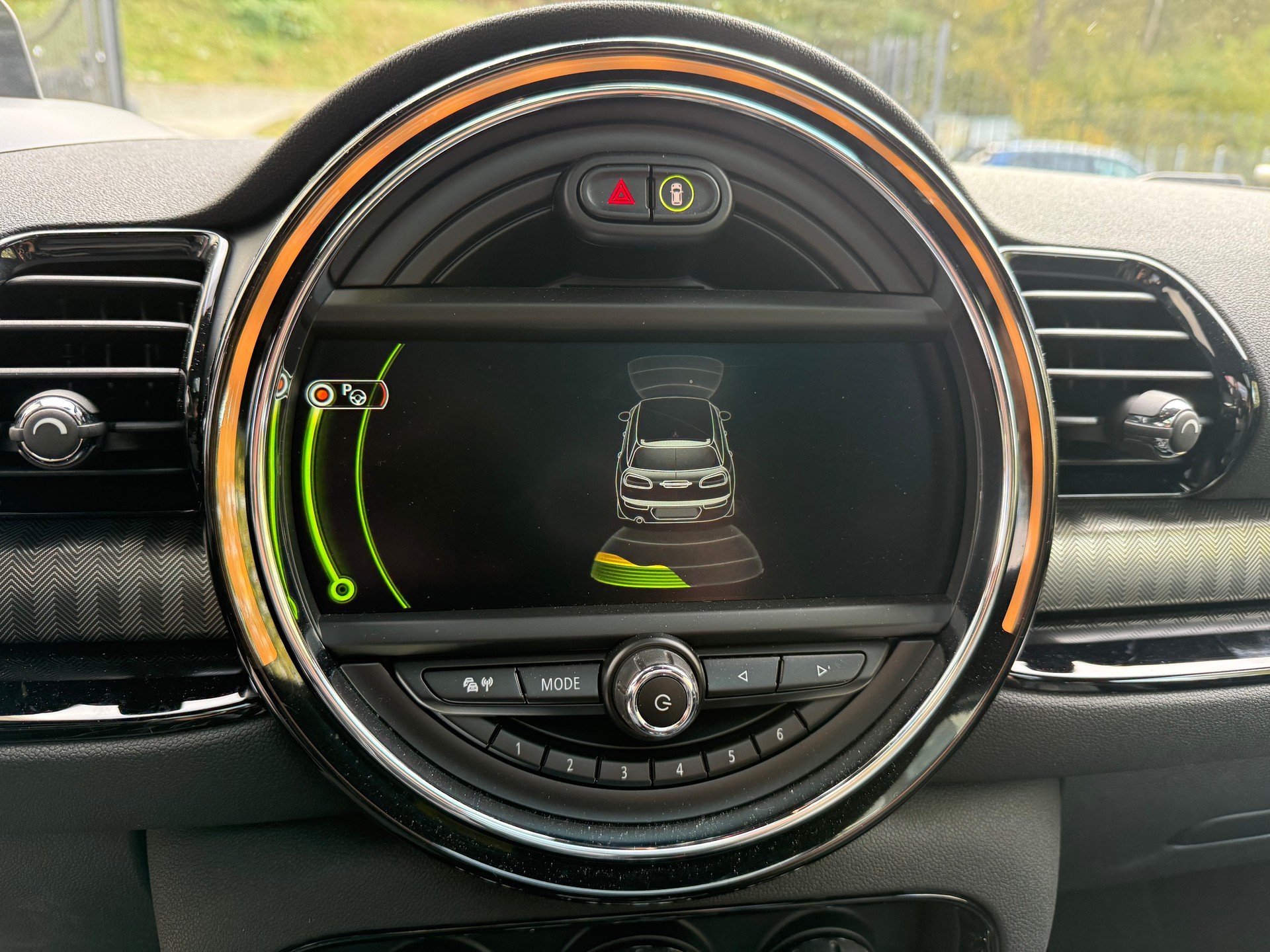 MINI Clubman Cooper Steptronic-image-11