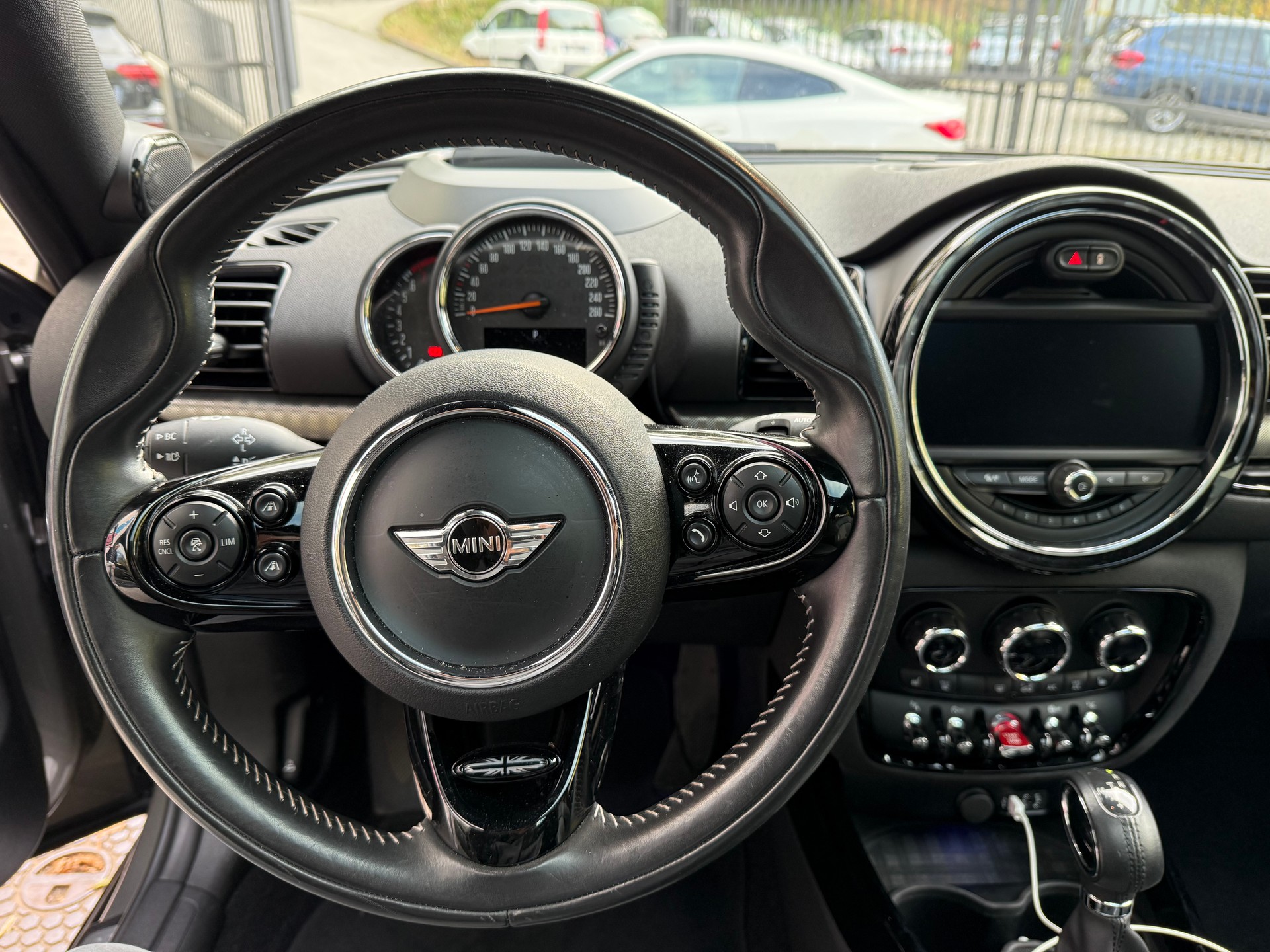 MINI Clubman Cooper Steptronic-image-10
