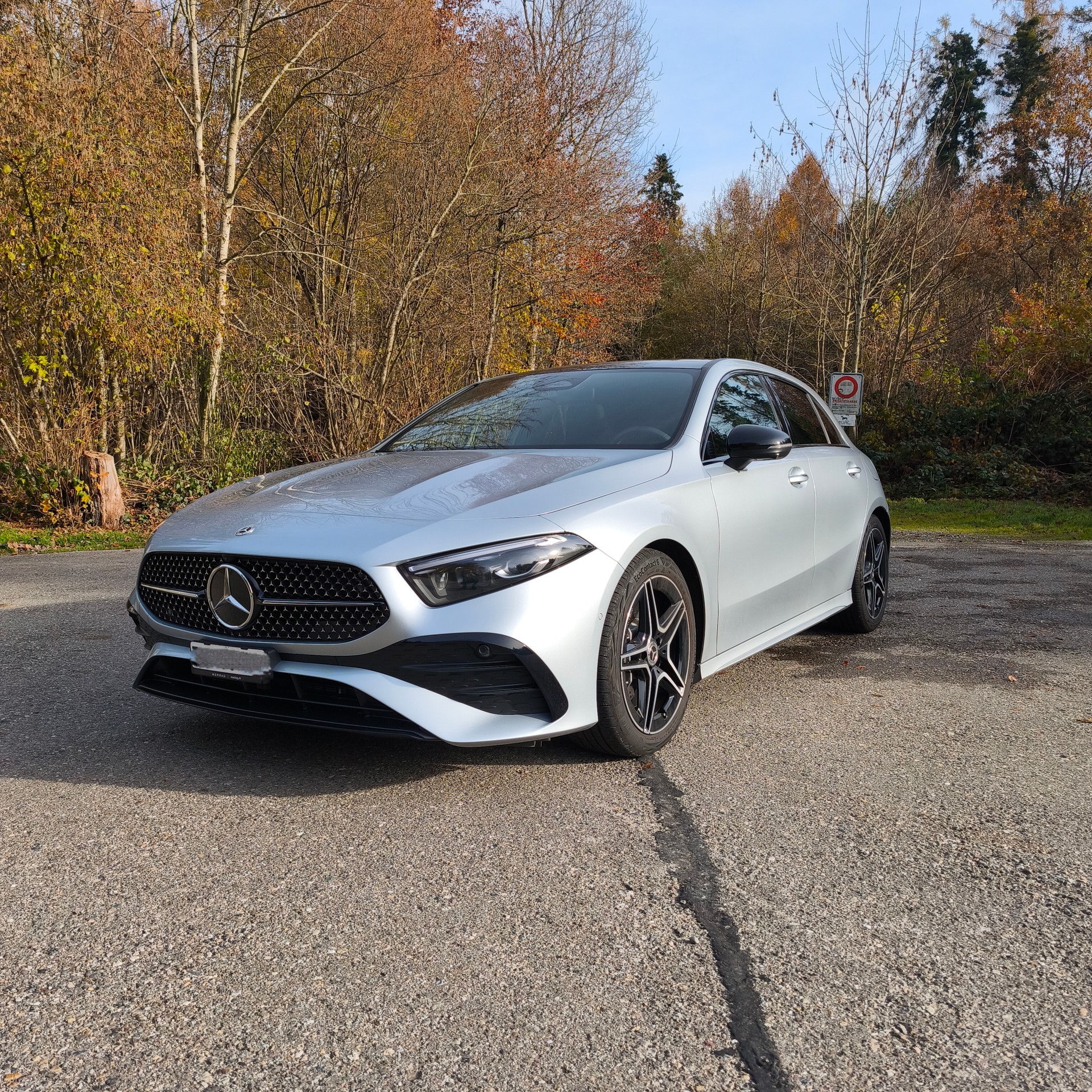 MERCEDES-BENZ A 180 AMG Line 7G-DCT