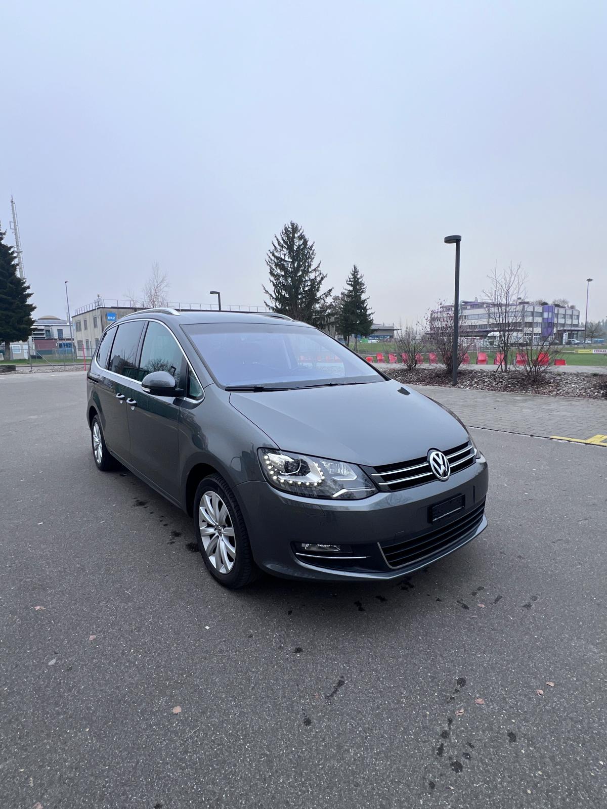 VW Sharan 2.0 TDI BlueMotion Technology Highline DSG-image-6