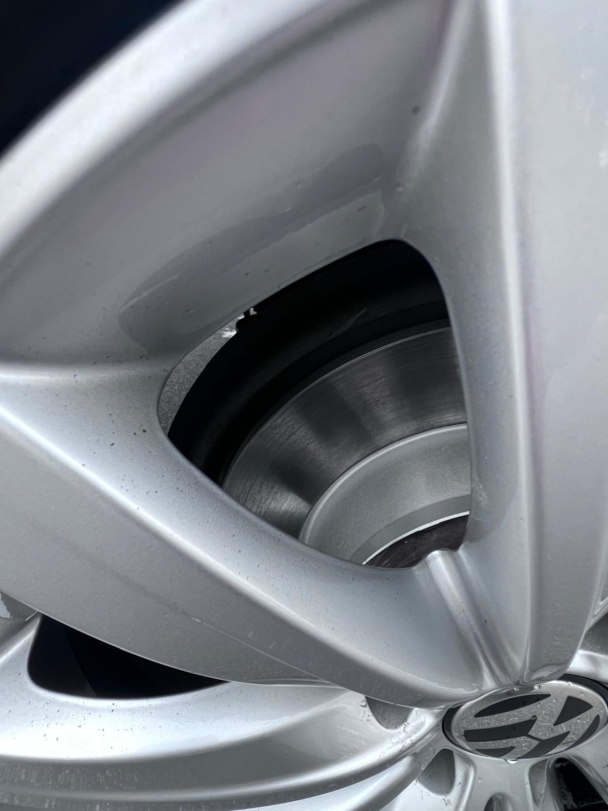 VW Sharan 2.0 TDI BlueMotion Technology Highline DSG-image-14