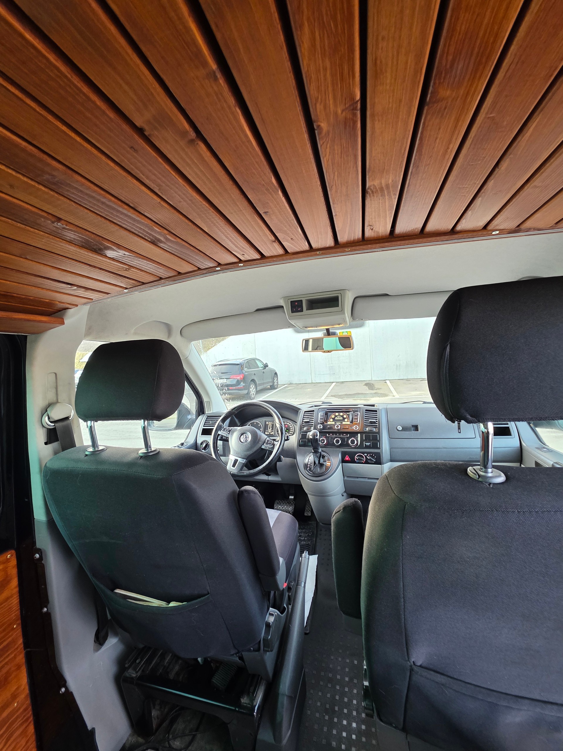VW T5 2.0 Bi-TDI BMT DSG-image-9