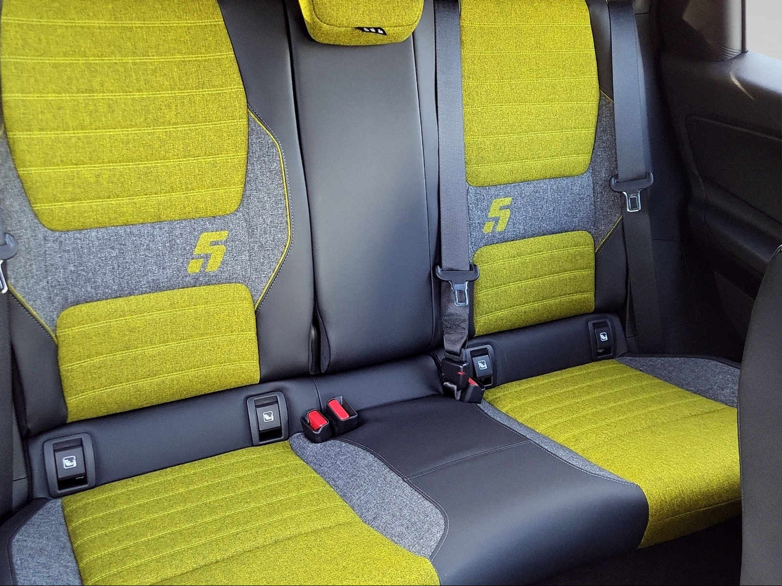 RENAULT R5 E-TECH ELECTRIC iconic five 150PS Comfort Range-image-6